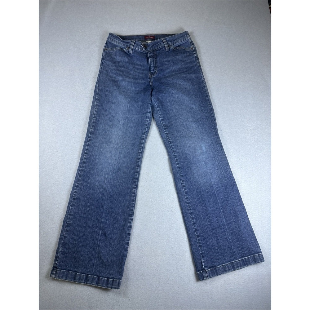 Levis Jeans Women 12 Blue Perfectly Slimming Straight Button Back Pocket